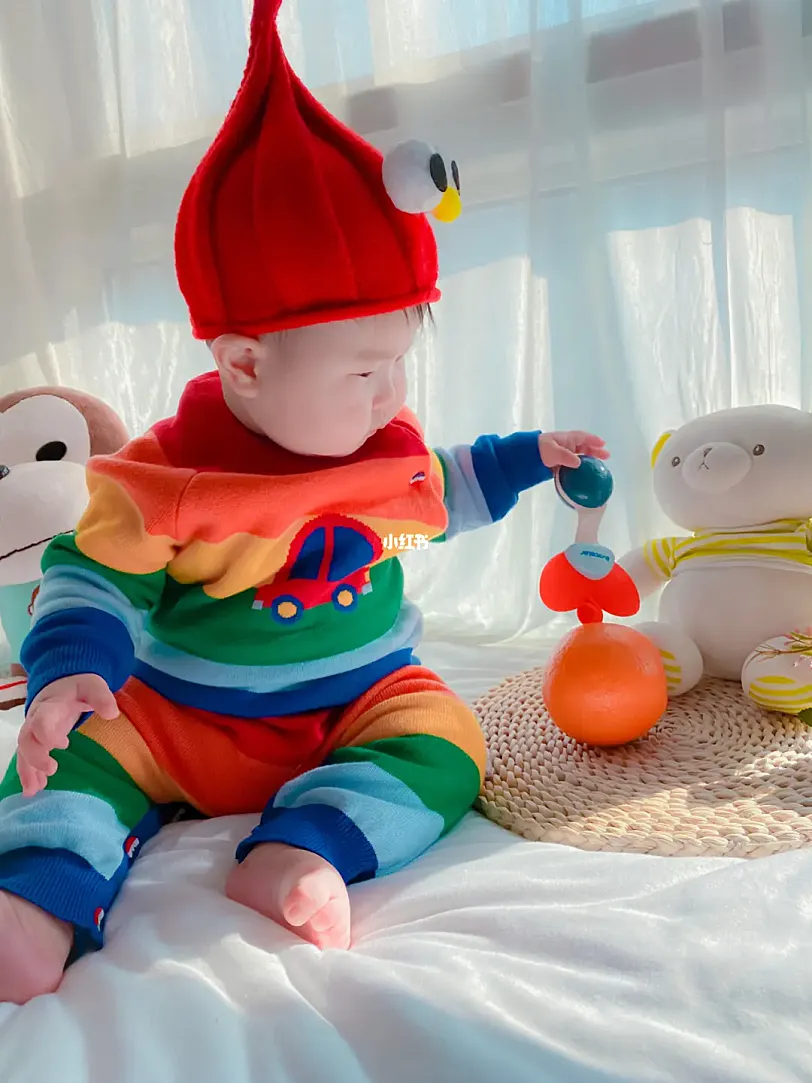 小月龄宝宝玩这些玩具就够了